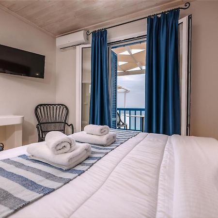 Blue Bay Resort Village Batsi Exterior foto