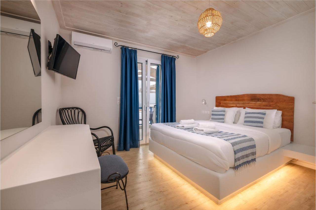 Blue Bay Resort Village Batsi Exterior foto