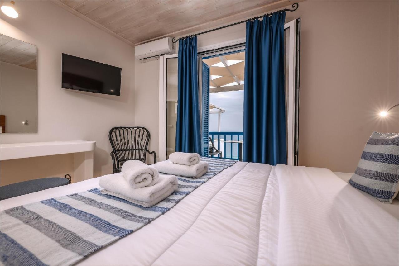 Blue Bay Resort Village Batsi Exterior foto